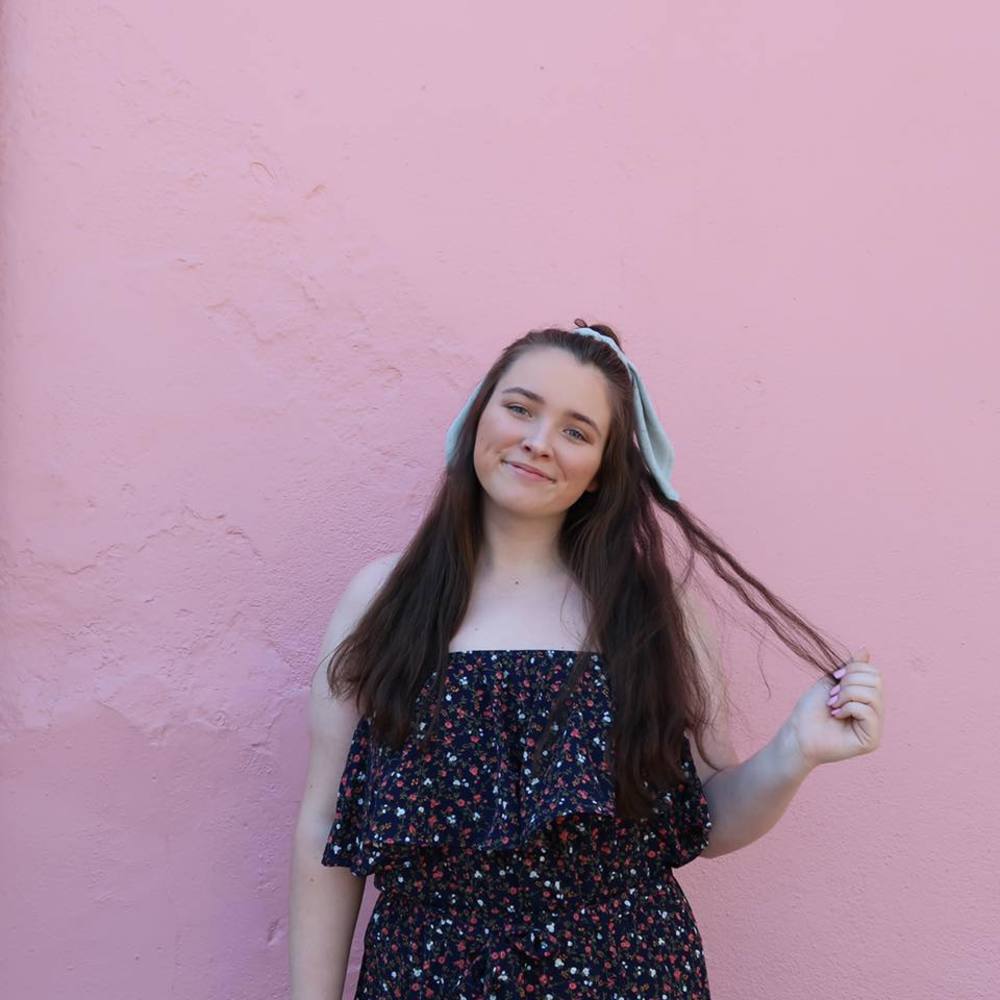 Meet your Posher, Abigail